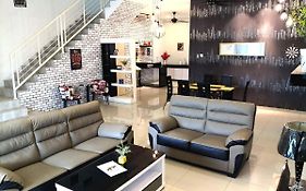 Sitiawan Teluk Batik 16Modernhome Private Pool Karaoke Bbq 15Pax